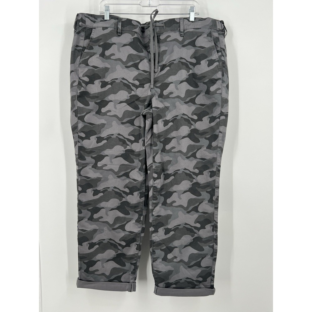 Torrid Weekend Straight Stretch Twill Cargo Mid Rise Camo Pants 3R 3X Womens 22
